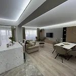 Penthouse Mamaia Lejlighed